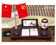 2013新款紅木臺歷