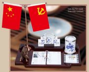 2013新款紅木臺歷